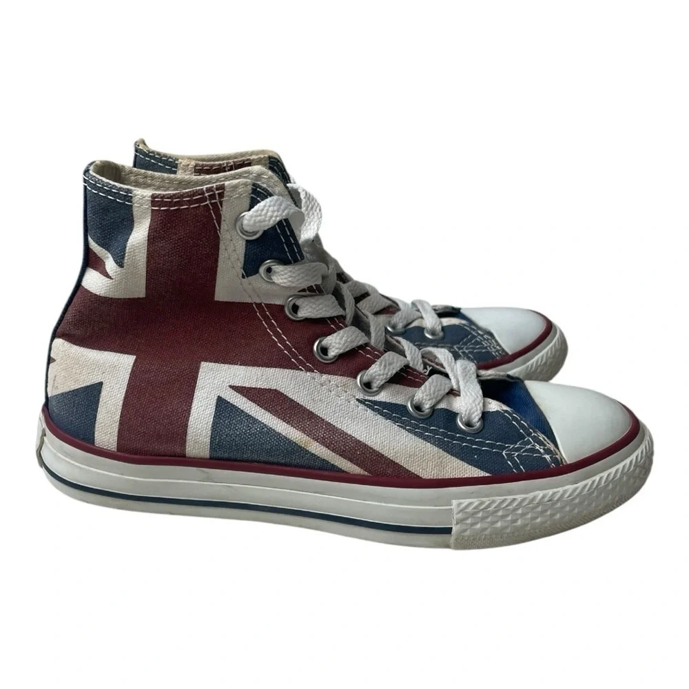 Converse Chuck Taylor’s Youth British Flag High Top Sneakers